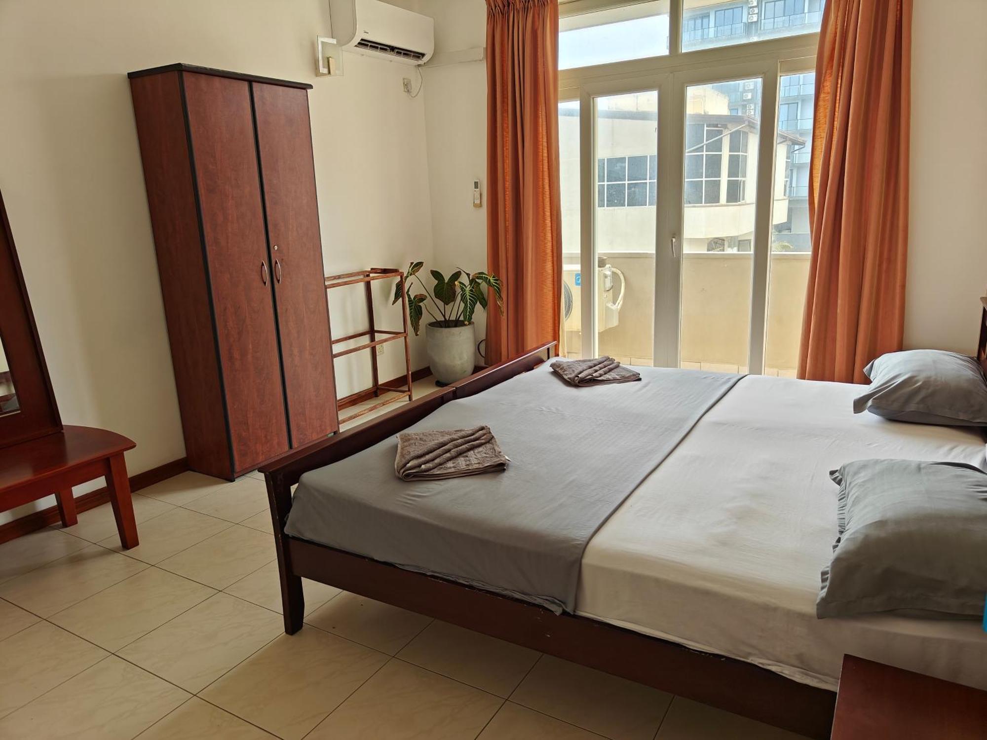 Palmyrah Residencies Hotel Colombo Exterior photo